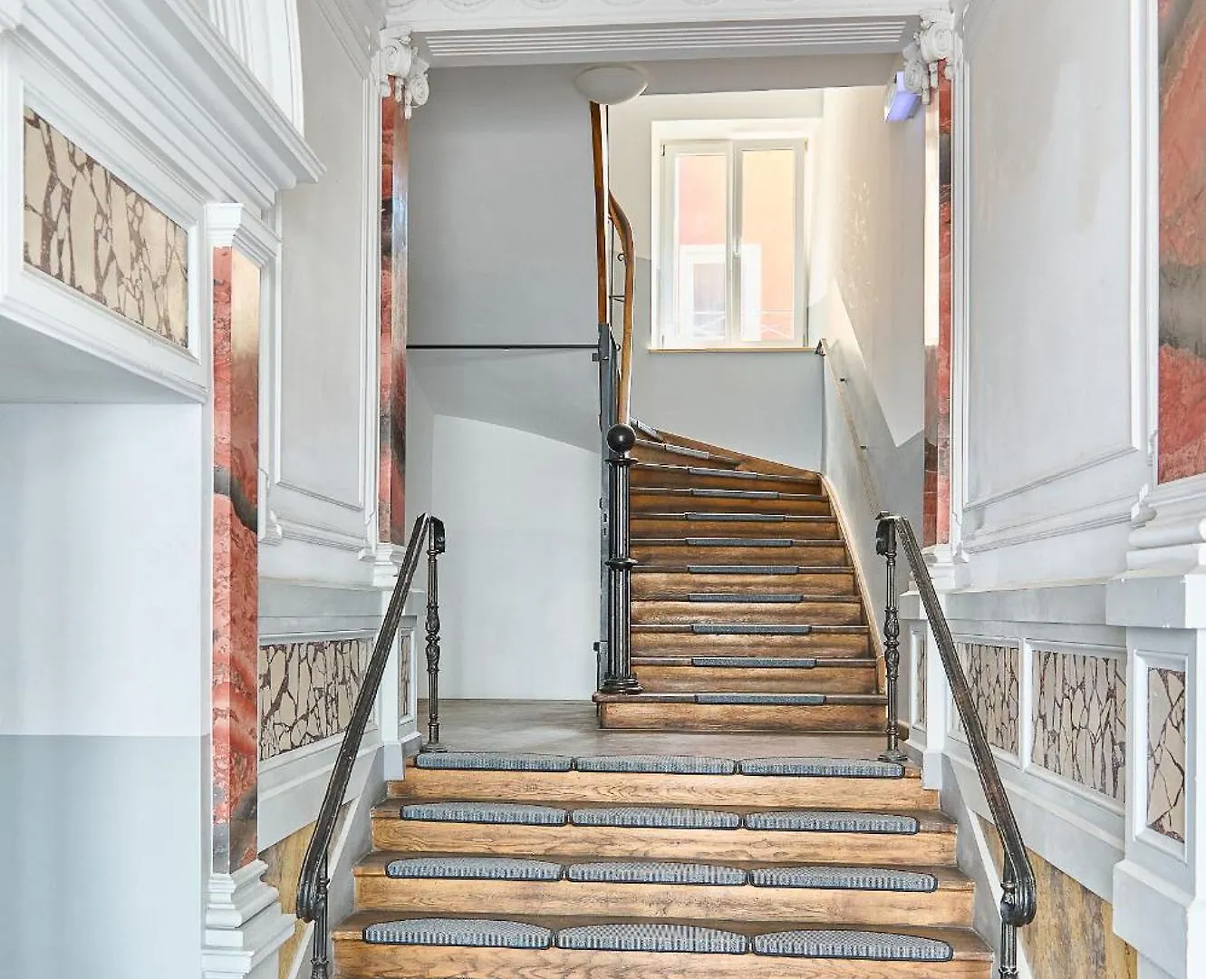 Отель Schwanthaler Hof Мюнхен